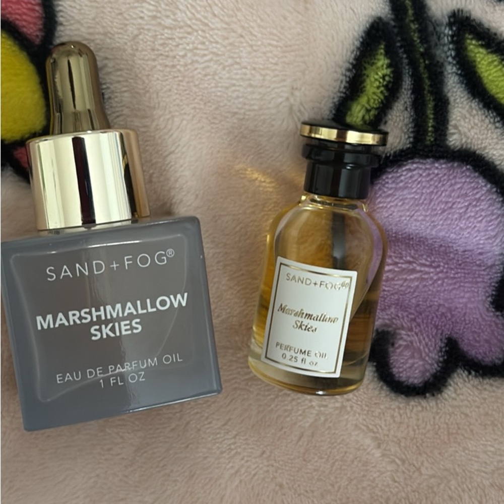 SAND + FOG Marshmallow Skies Eau de Parfum Oil - Gold and Gray